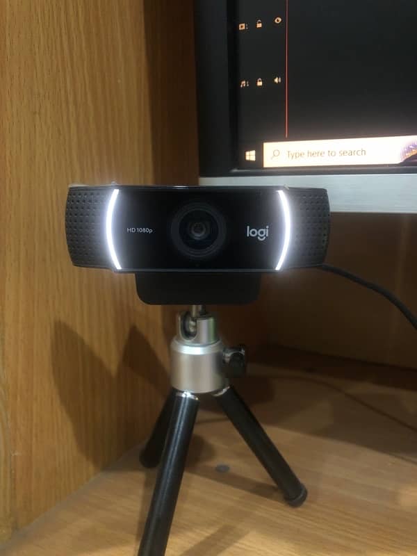 Logitech C922 Pro Stream HD Webcam 1080p 2