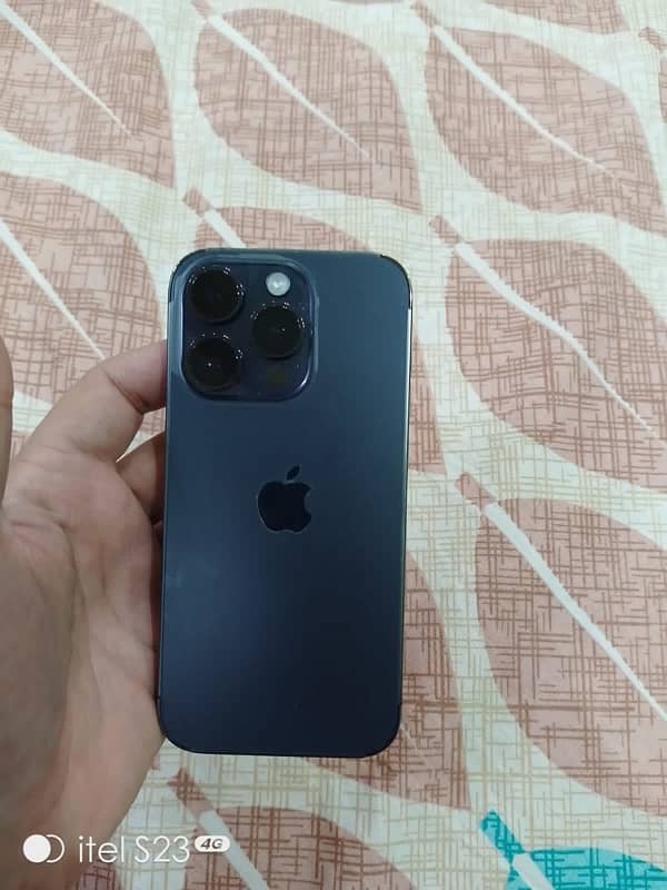 Apple iPhone 14 Pro 1