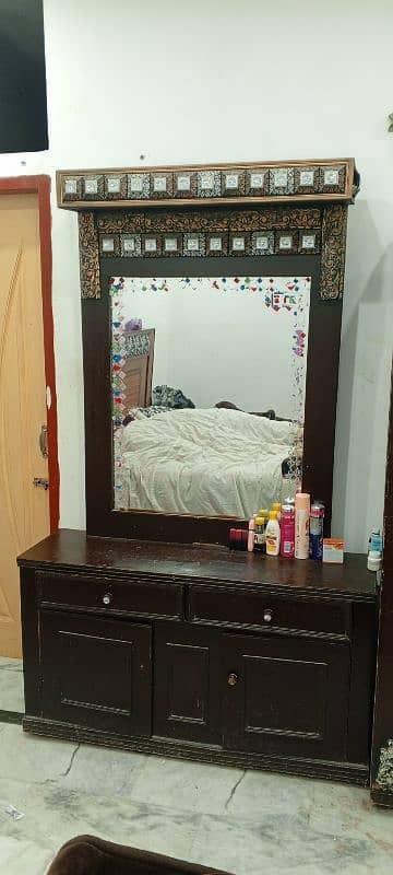 Bed for sale with mattress and dressing table. 3