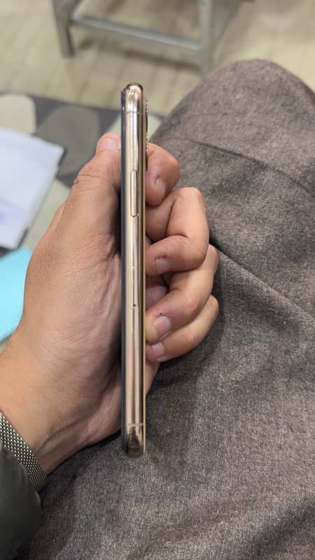 iPhone 11 Pro (256GB) Physical Dual PTA Approved 3