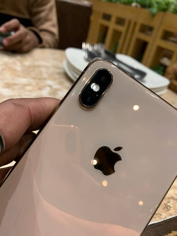 i phone xs max golden 4