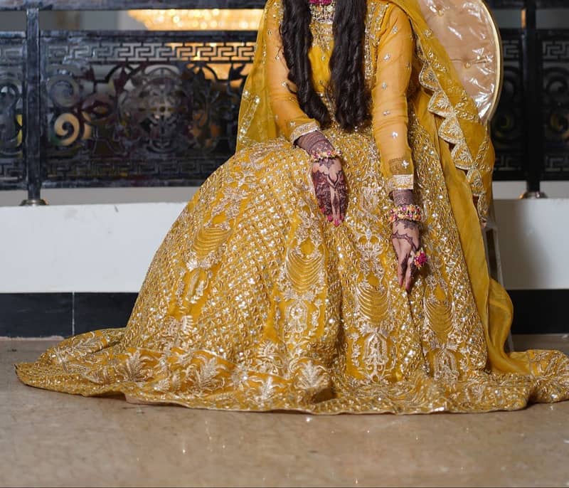 Mehndi wedding dress MAXI (Brand: Maryumnmaria) condition 10/10 2