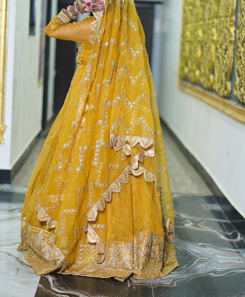 Mehndi wedding dress MAXI (Brand: Maryumnmaria) condition 10/10 3