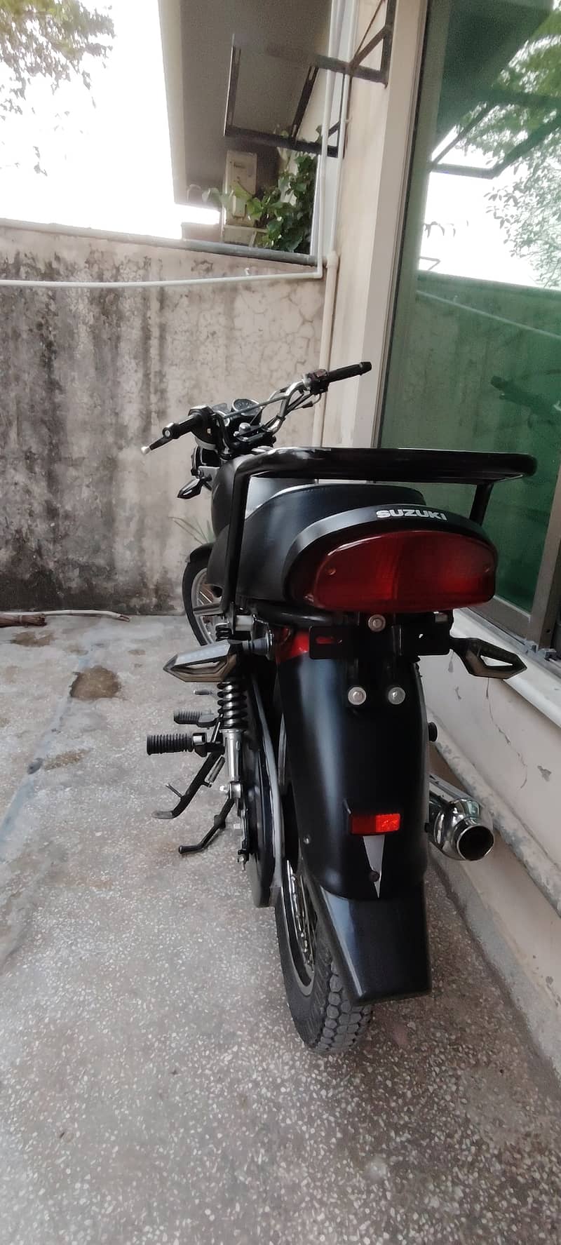 Suzuki GS 150 2024 2