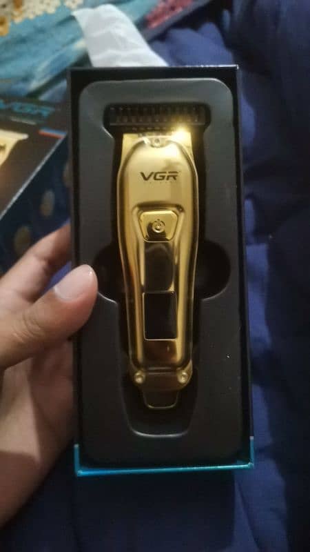 VGR V-965 hair clipper for men 2