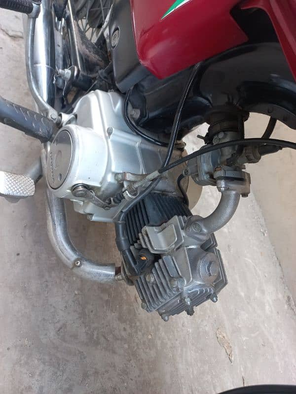 Honda CD 70 2018 Model - Excellent Condition, Low Mileage 5