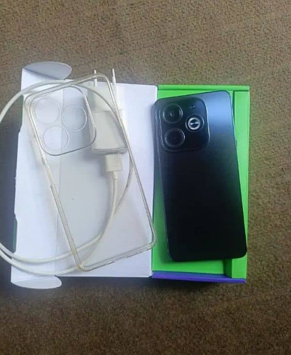 Infinix 40i 8/128 0