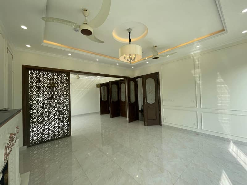 20 Marla Full House For Rent In DHA Ph-8 Lahore Owner Built House 28