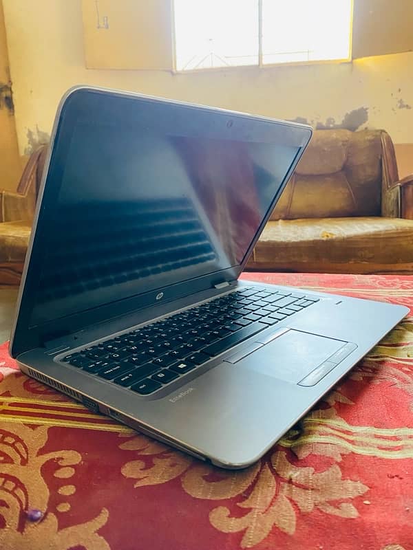 HP elite book 840 G3 i5-6th Gen 16 Ram/ 256 GB SSD 5