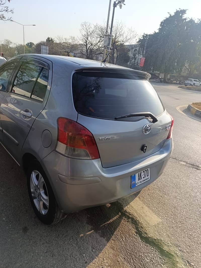 Toyota Vitz 2010 2