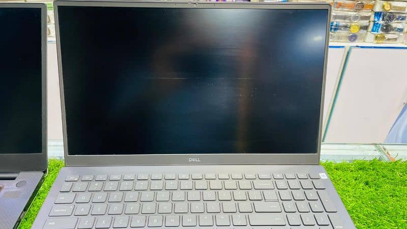 Dell Vostro 5502 3