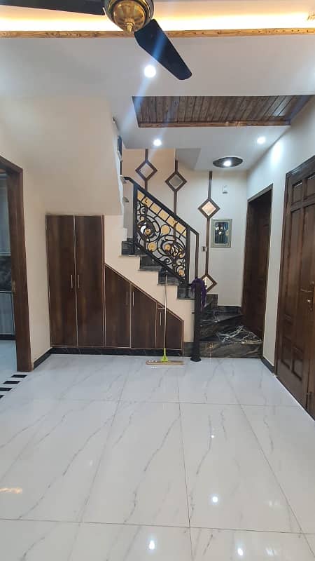 5 marla brand new house in Park view city Lahore 2