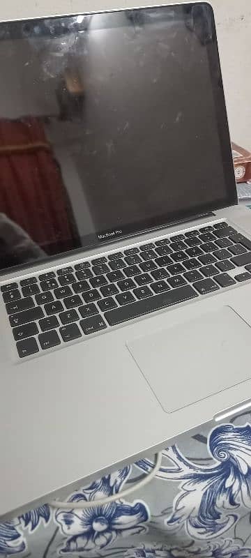 MacBook Pro (15-inch, Early 2011) 0