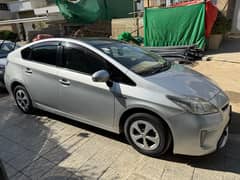 Toyota Prius 2015/2018 S LED