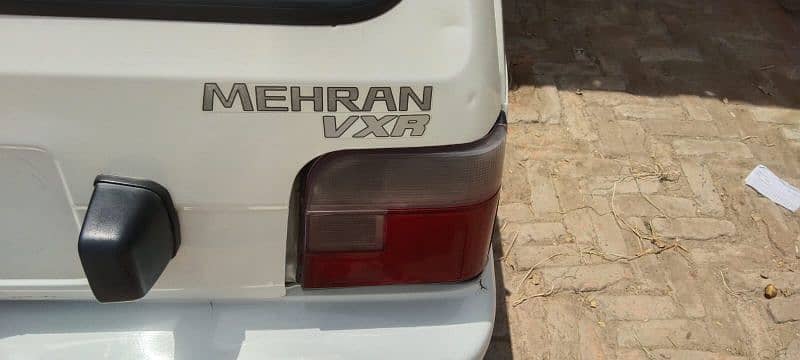 Suzuki mehran vxr 4