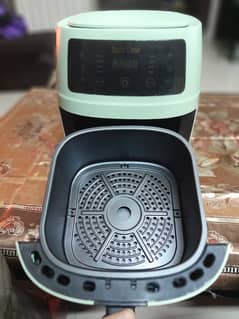 BRAND NEW SILVER CREST AIR FRYER FOR SALE