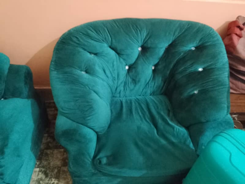 07 Seater sofa set in good condition 3