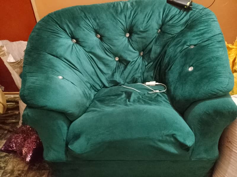 07 Seater sofa set in good condition 4