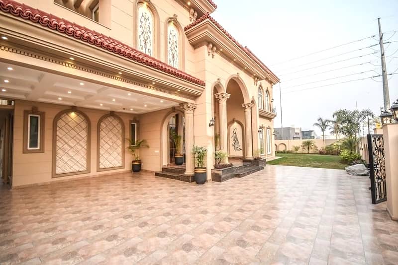 One Kanal Luxury House With Full Basement And Home Theater Available For Rent At Prime Location Of DHA Phase 05 3