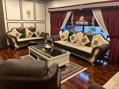 1 KANAL FULLY FURNISHED FACING PARK HOUSE FOR SALE