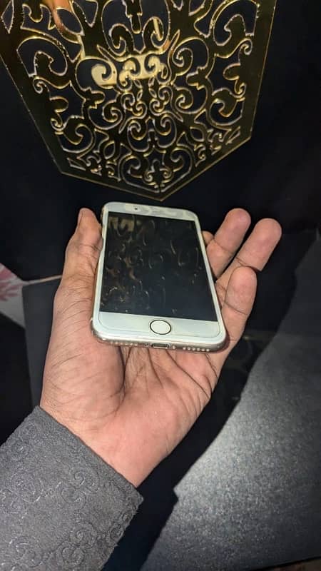 iPhone 8 all okay 256 gb non pta 1