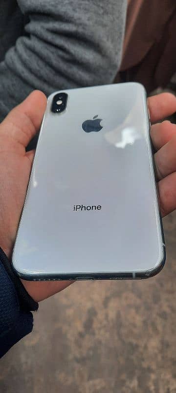 Iphone XS non PTA 1