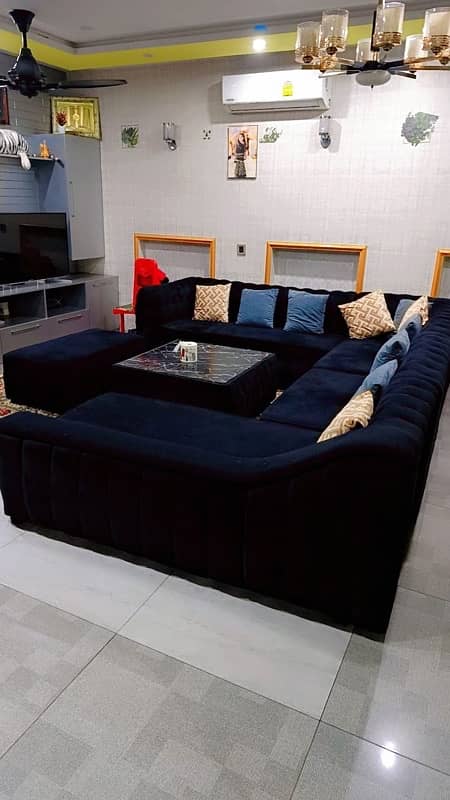 L Shaped 11 seatersofa 1