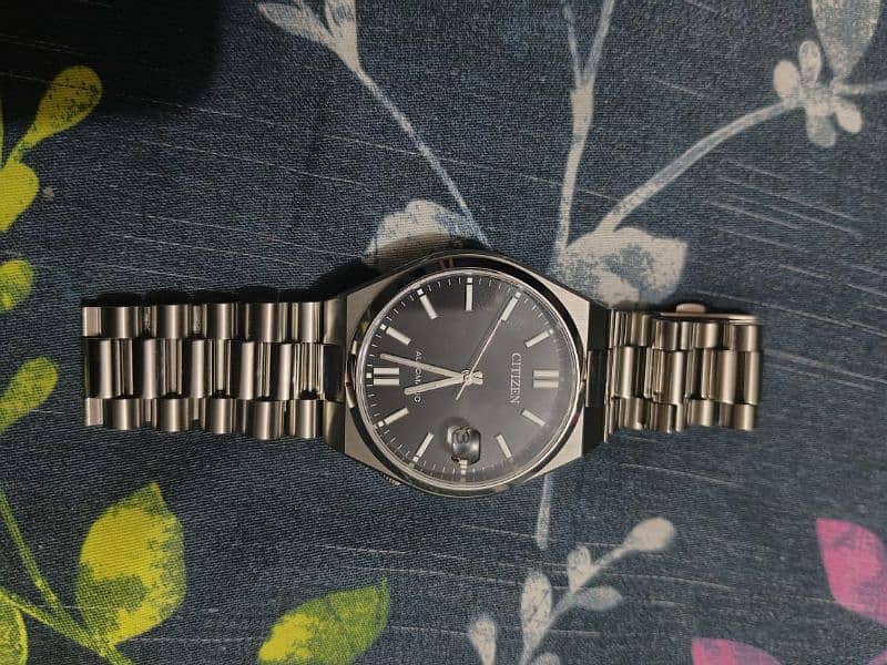 Genuine Citizen Watch (NJ0150-81E) 1