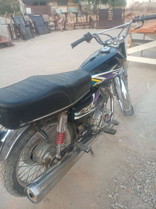 Honda 125 10/10 condition 5