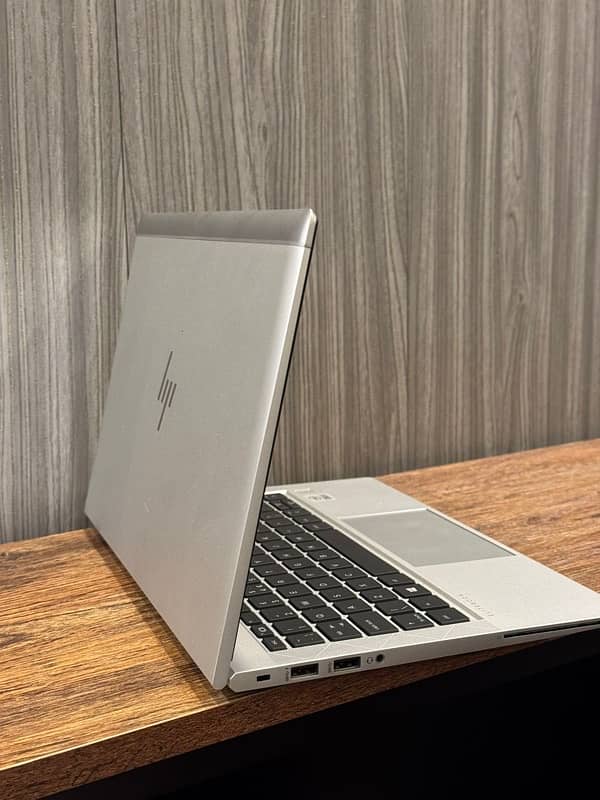 Hp Elitebook 830 G7 1