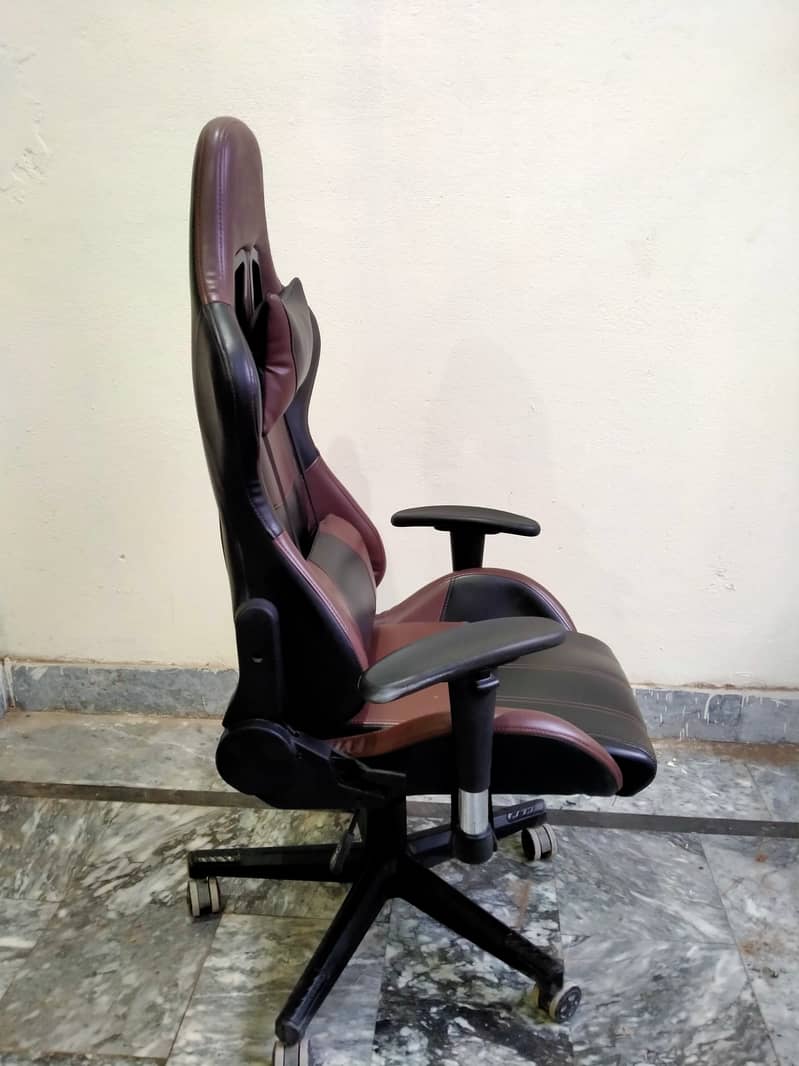 High Quaity Gaming chair - Office chair 3