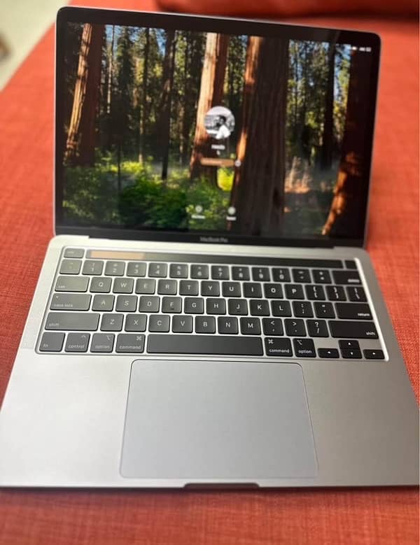 MacBook Pro 2020 0