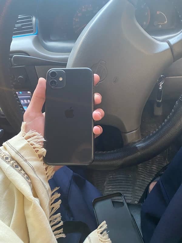 iPhone 11 jv 64 gb 6