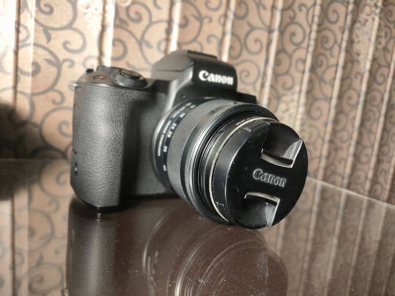 CANON M 50 Mirror less DSLR 4