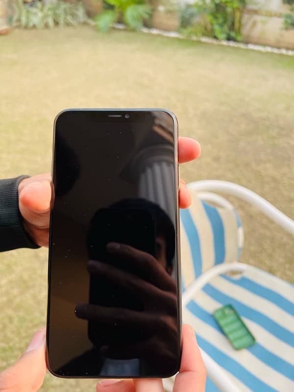 Iphone 11 pro max pta 256gb 2