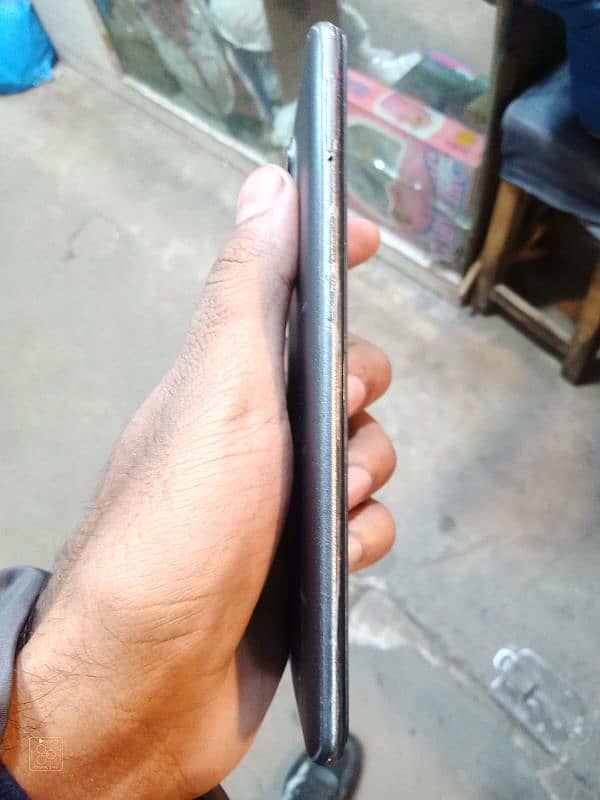 OPPO F17 PRO (8+5/128) Urgent sale 4