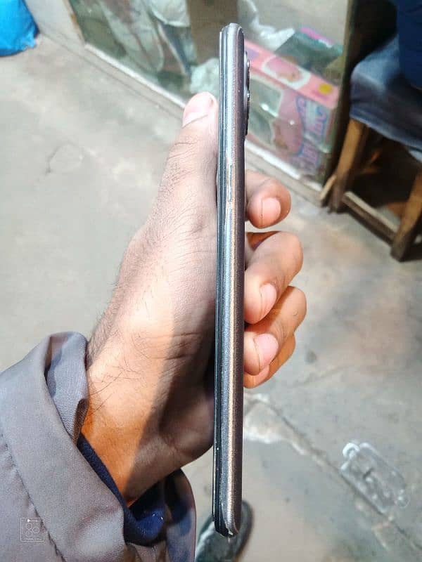 OPPO F17 PRO (8+5/128) Urgent sale 5