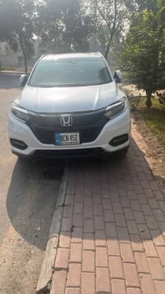 Honda Vezel 2018 Z Sensing with two keys 1st owner