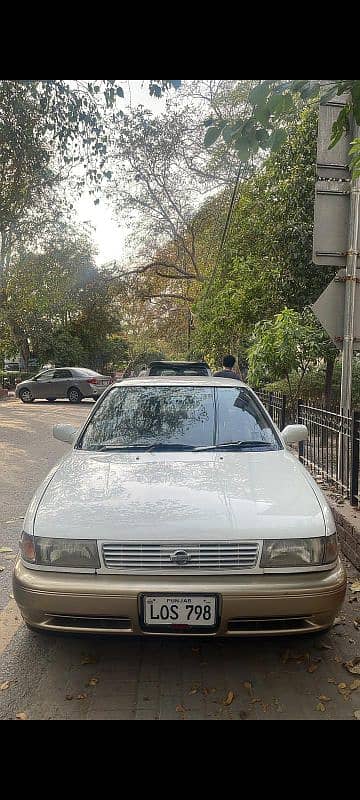 Nissan Sunny 1993 9