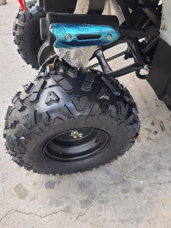 Jeep atv quad 4 wheels home delivery all Pakistan 4