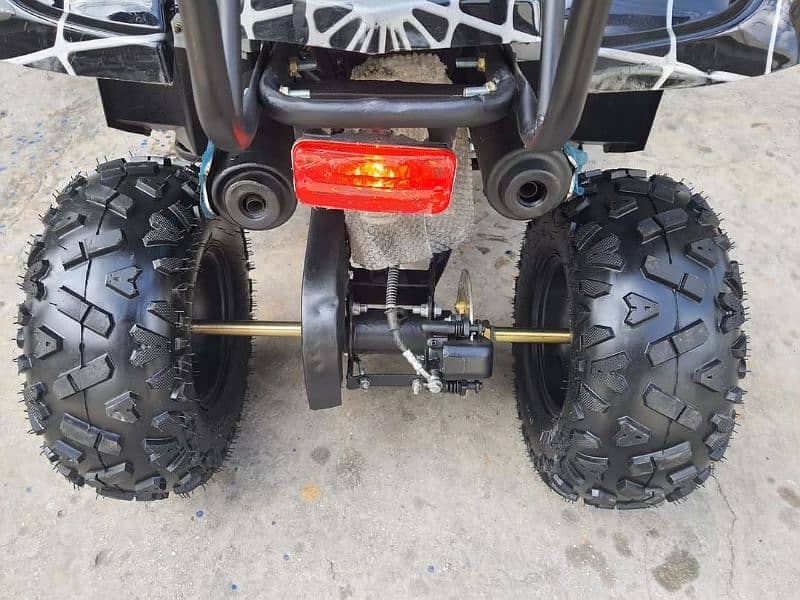 Jeep atv quad 4 wheels home delivery all Pakistan 5