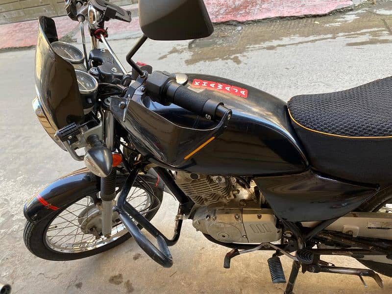 suzuki gs 150 (exchange possible) 3