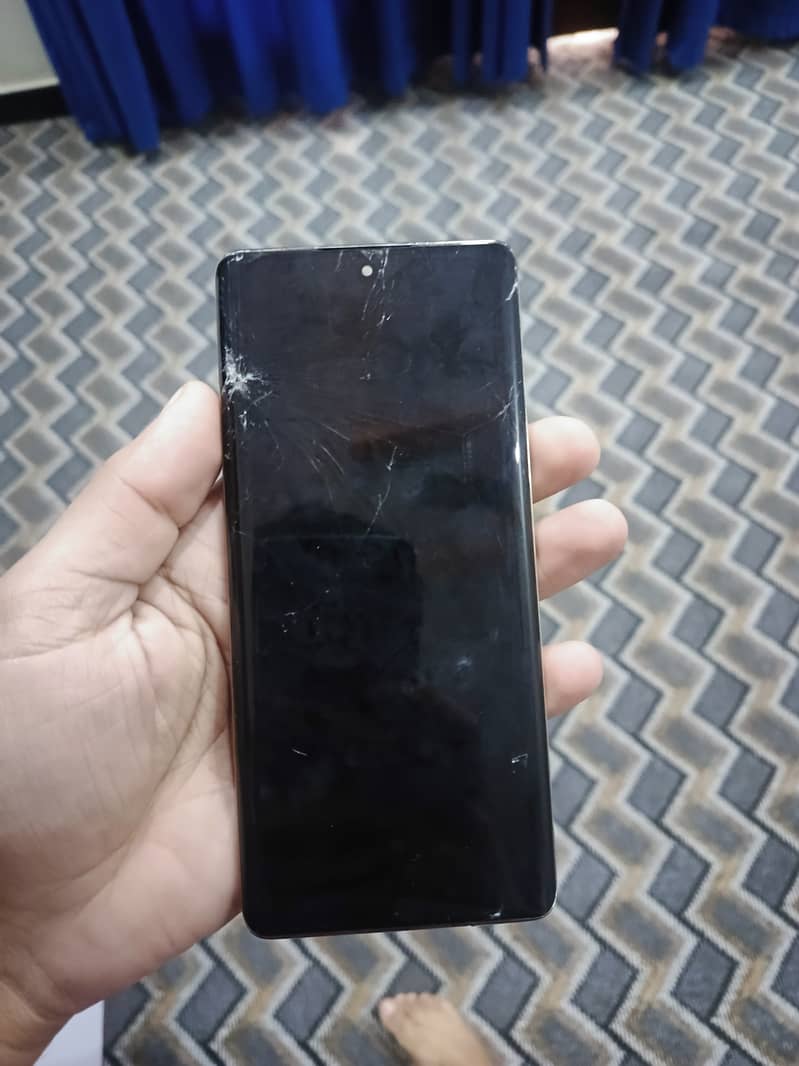 infinix zero 30 panel 0