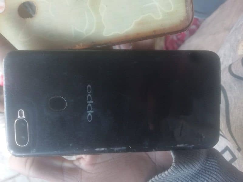 oppo a5s for sell 10,000 only exchange possible 2