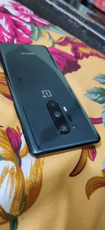 Oneplus 8 pro 12/256 GB Pta total geniun 3