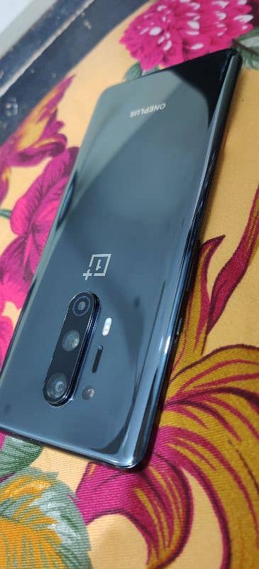 Oneplus 8 pro 12/256 GB Pta total geniun 6