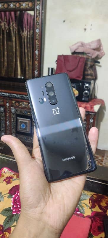 Oneplus 8 pro 12/256 GB Pta total geniun 17