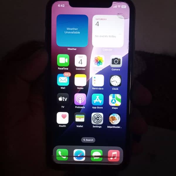 IPhone XR factory unlock. . onic sim working 4