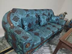 6 seater Good Condition sofa set