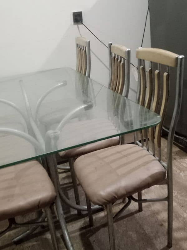 Dinning table for sale in lahore good condition 2